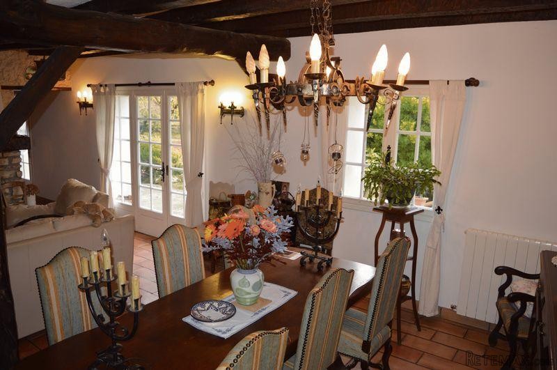 4 Bedroom Country House For Sale - 2