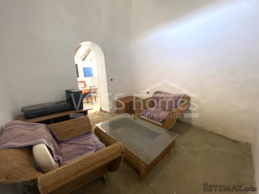 NEW TO VOSS HOMES - An amazing, charming 2 bed, 1 bath.. - 14