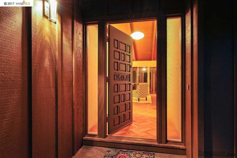 3 Bedrooms - Property - CA - For Sale - 2