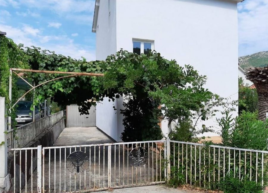 Kuca na moru 150m2 sa placem - 15