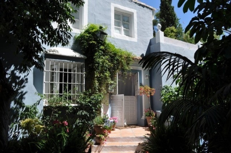 TOWNHOUSE FOR SALE IN MARBELLA