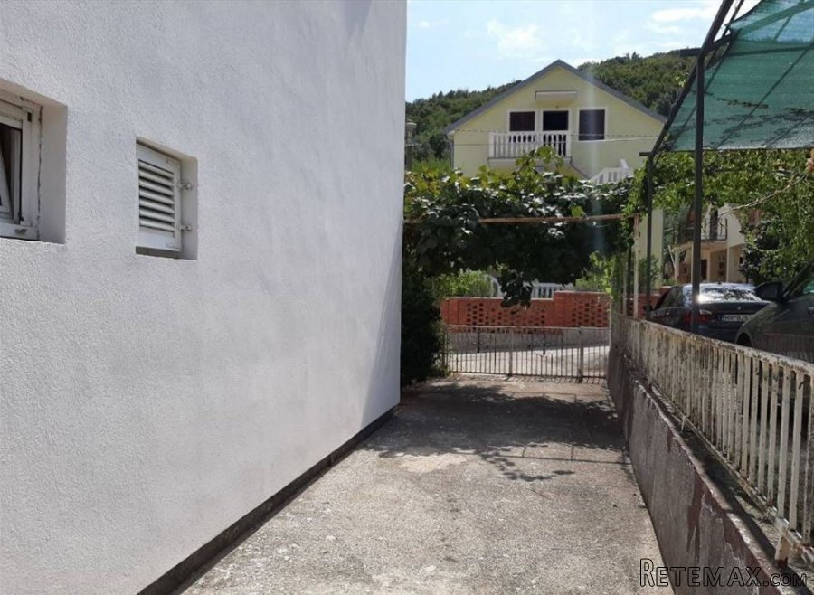 Kuca na moru 150m2 sa placem - 16