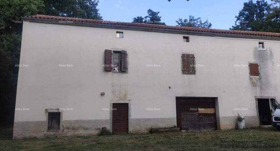 Veliko imanje s dvije kamene kuće – Šumber