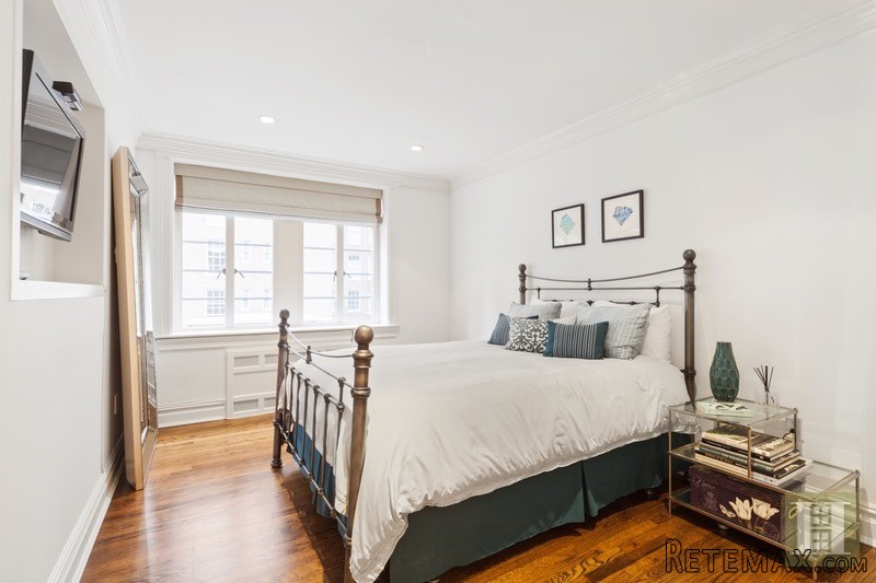 2 bedroom Apartment For Sale: 82 IRVING.. - 2