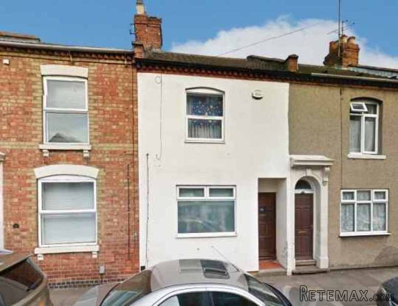 2 bedroom, Terraced House house for sale