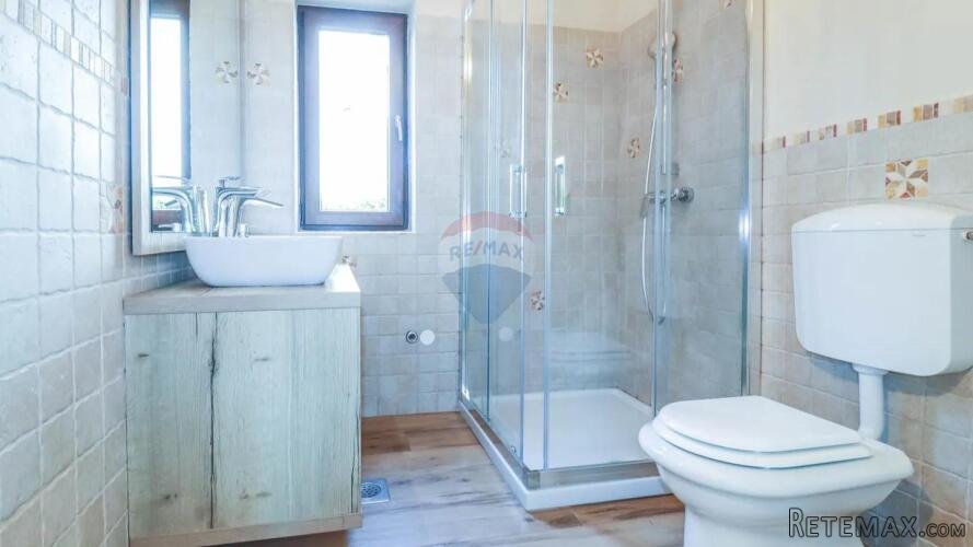 Istra, Sveti Lovreč, kamena kuća s bazenom - 10