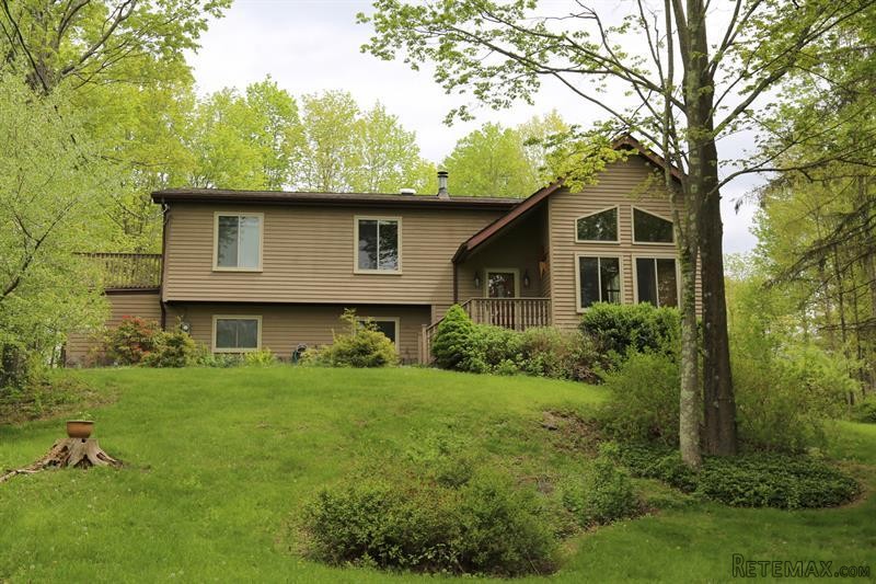 3 bedroom House For Sale: 119.. - 2