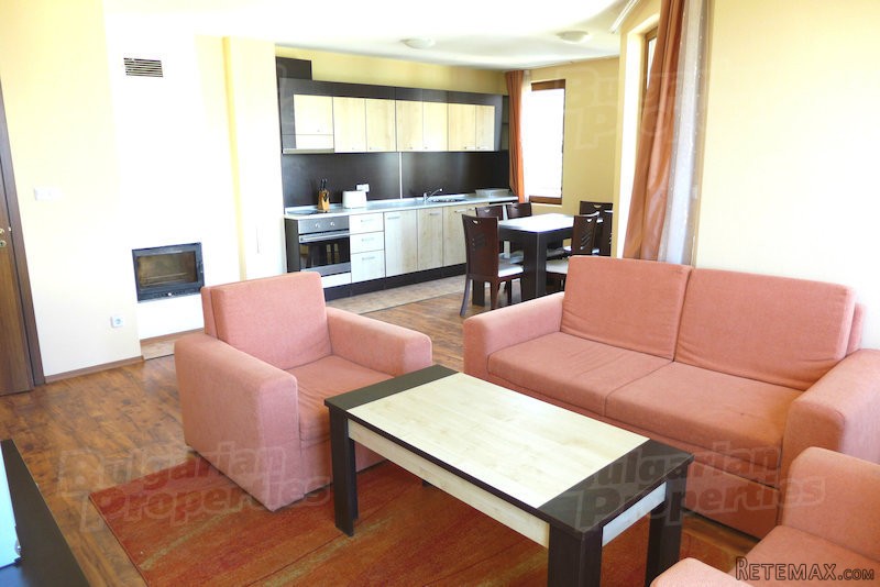 Large Apartment With Stunning Views In..