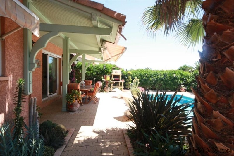 Superb Semi Detached Villa With Pool - 2