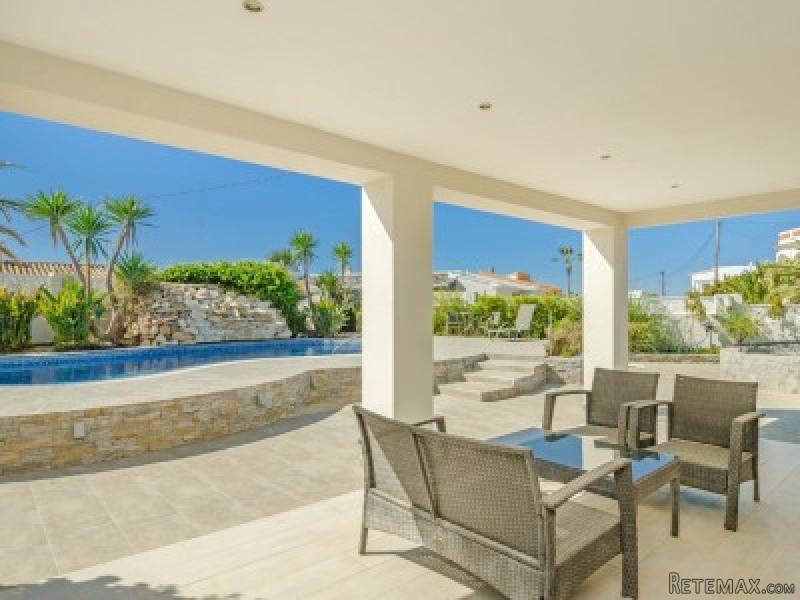 5 Bedrooms - Villa - Alicante - For Sale - 2