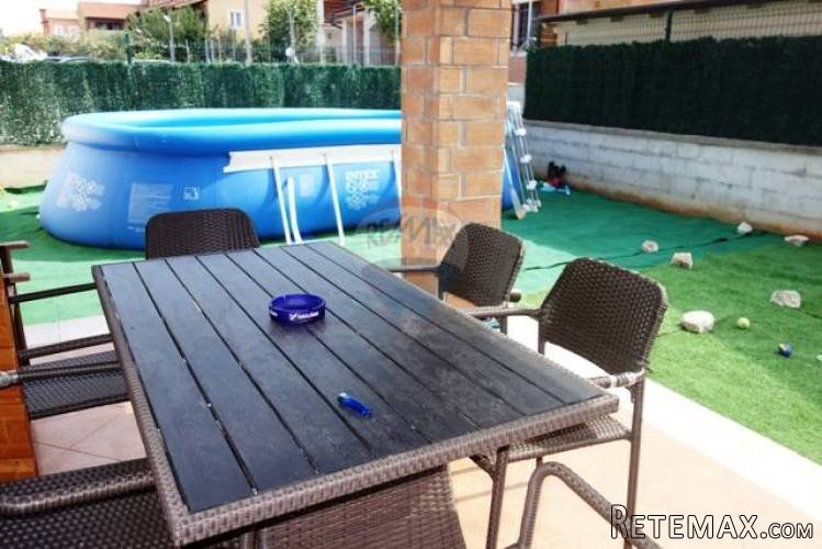 APARTMAN S VRTOM U MIRNOM OKRUŽENJU - 4