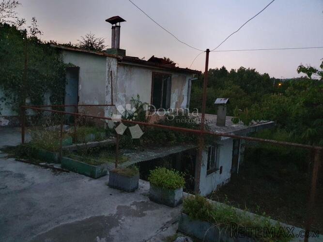 Kuća za potpunu adaptaciju - Mihotići - 6