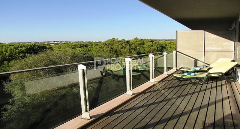 Spacious apartment with golf views in a.. - 2