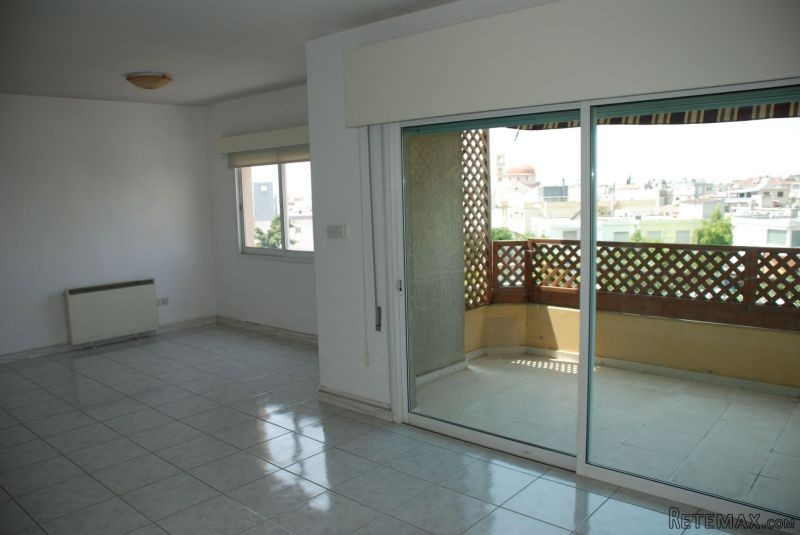 SPACIOUS 3 bedroom, excellent location..
