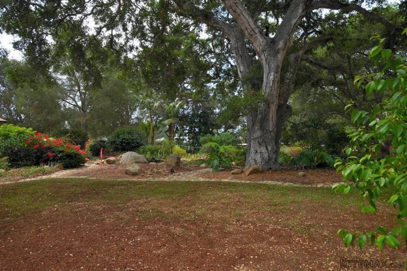 Land For Sale: 2049 Boundary Dr - 2