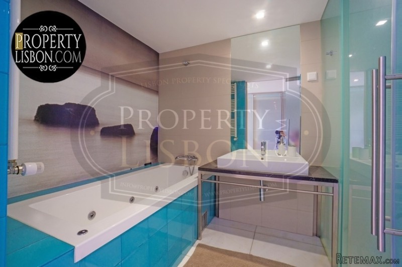 T3 Apartment for sale in Cascais - 2
