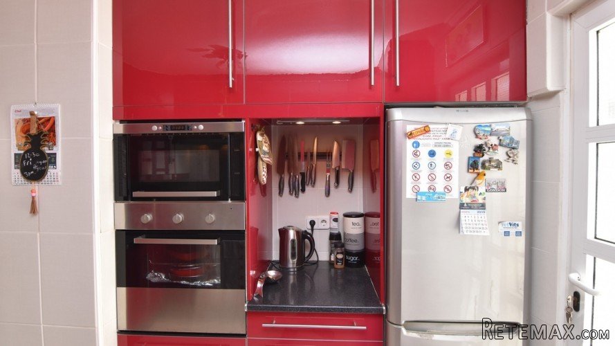 This charming property is located in a quiet area on the.. - 4
