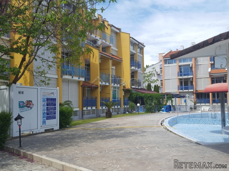 Studio with parking space in Elit 1..