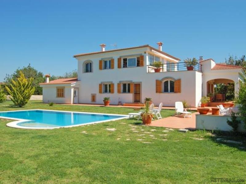 Wonderful Villa In A Quiet Residential.. - 2