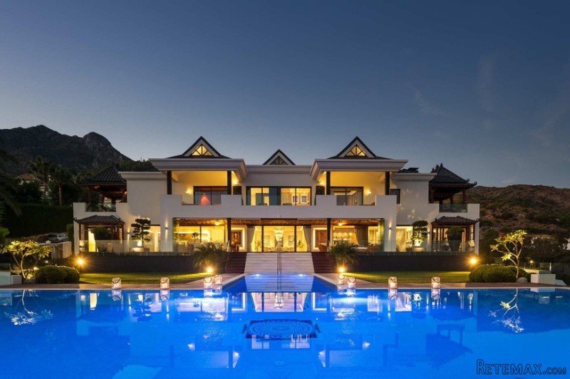 Modern Masterpiece With Bali Touches..