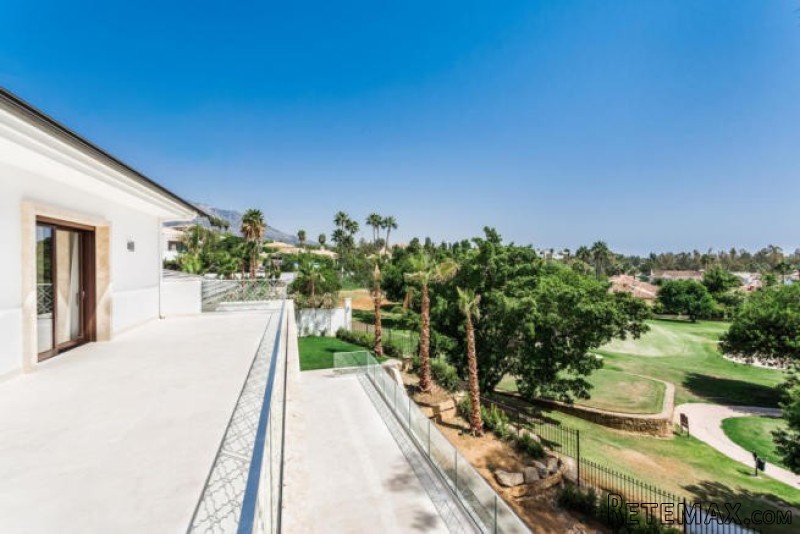 5 Bedrooms - Villa - Malaga - For Sale - 2