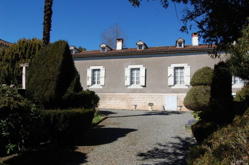 Olde Stone House With Outbuilding And..