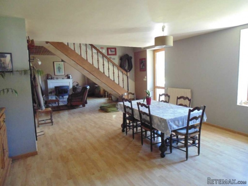 4 Bedrooms - Maison - For Sale
