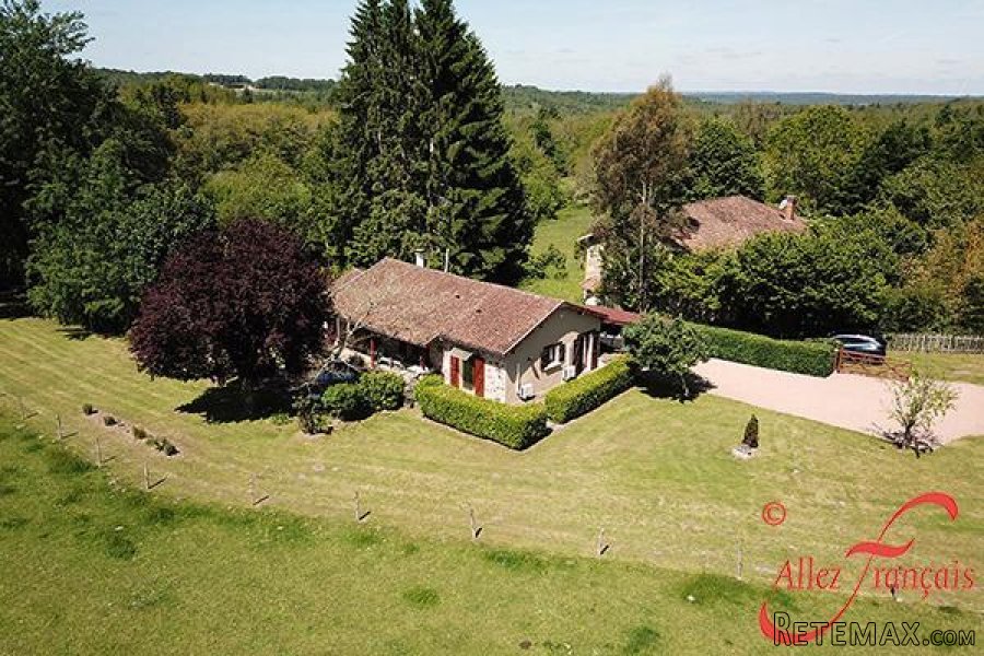 Champniers-et-Reilhac (Dordogne) - Three bedroom bungalow for..