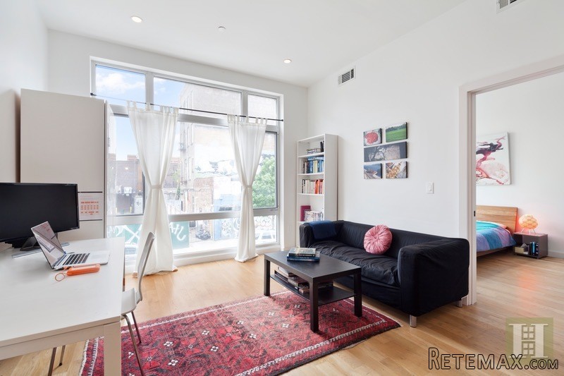 1 bedroom Apartment For Sale: 13..
