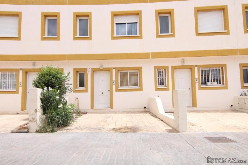 3 Bedroom semi detached house with.. - 2