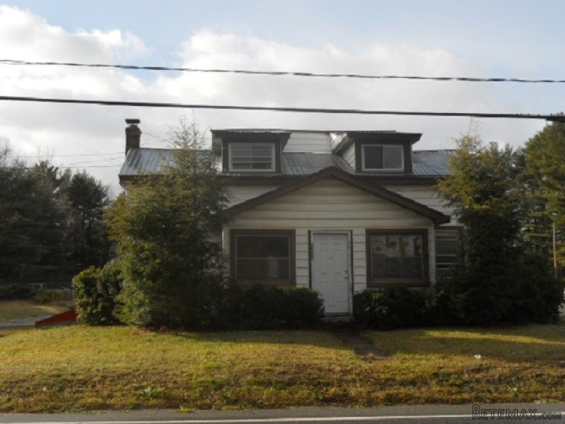 4898 Route 9n Corinth, NY, 12822.. - 2