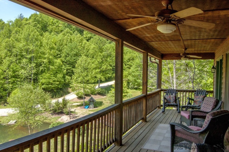 Blue Ridge Parkway Mountain Cabin.. - 2