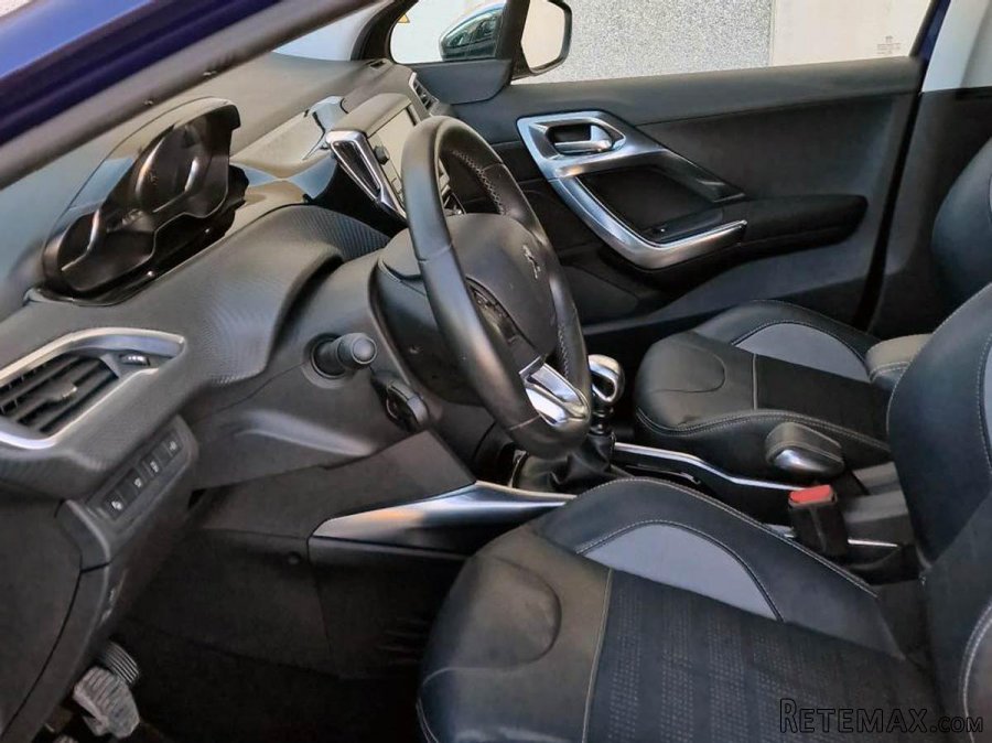 Peugeot 2008 1.5 eHDi Allure - 4