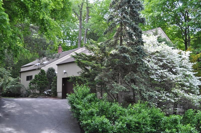 3 bedroom House For Sale: 15 Talcott..