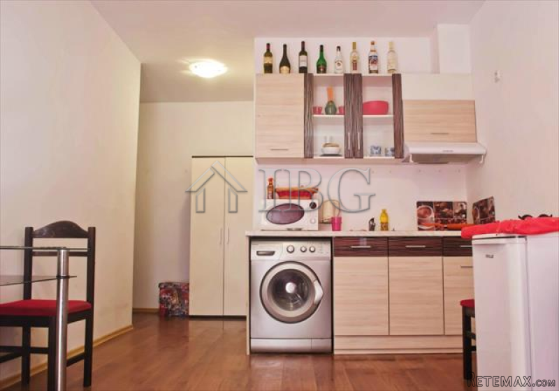 Furnished studio with balcony in Sunny..