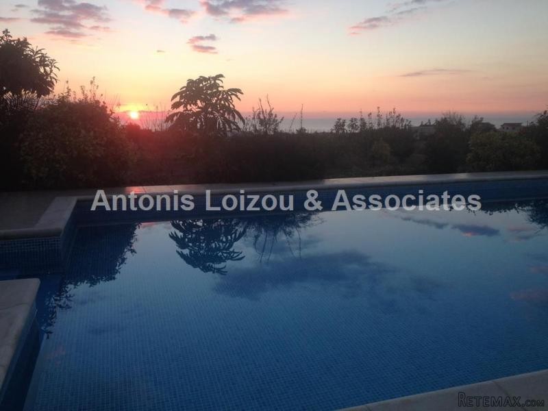 2,674 m2 Agricultural field in Petridia..