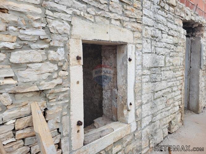 Istra, okolica Rovinja, Kanfanar, kamena kuća sa bazenom - 4