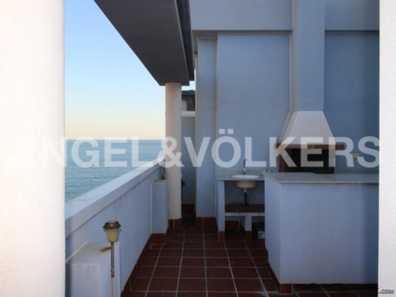 Front Line Penthouse In Villajoyosa - 2
