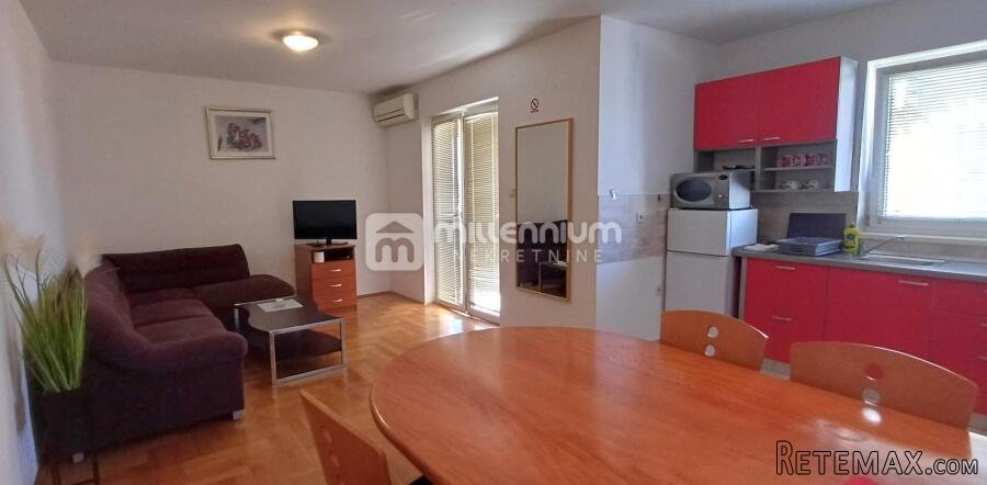 Otok Krk, Malinska, 59.14m2, 2s+db s terasom i parkingom