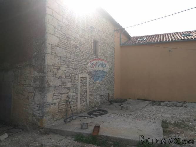 Istra, Krvavići - Starije kuće za adaptaciju - 2
