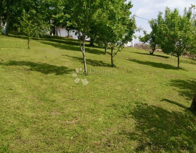 Građevna parcela u zelenoj oazi podsljemenske zone! - 2