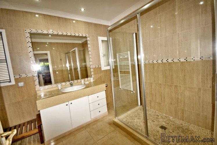 Detached house in Alcudia, a few meters to the sea. This.. - 5