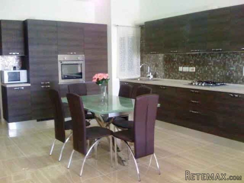 Flat, Luxurious Finish