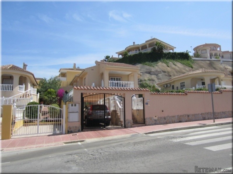 Rojales 3 Beds 3 Baths villa - 2