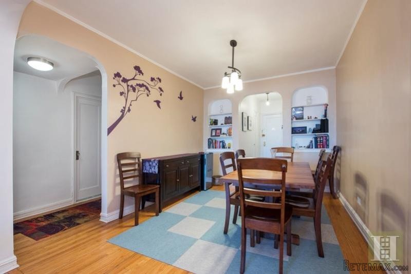 2 bedroom Apartment For Sale: BEAUTIFUL..