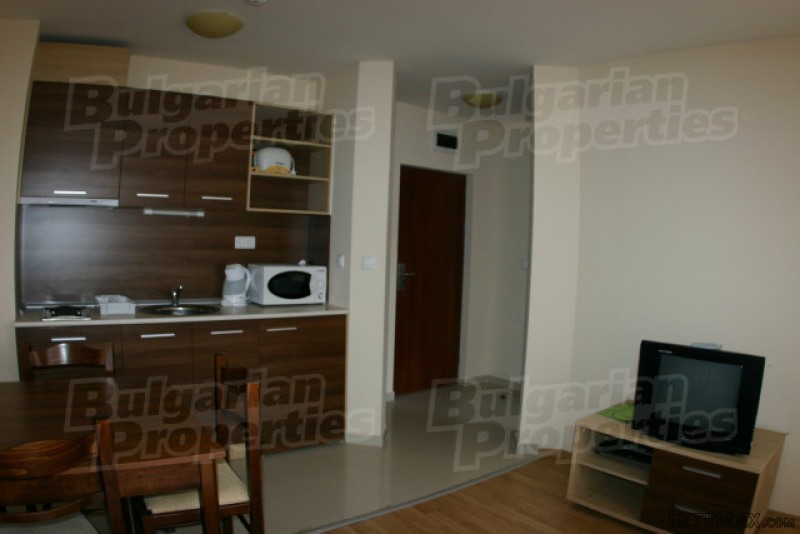 Apartment Just Few Minutes Walk From.. - 2