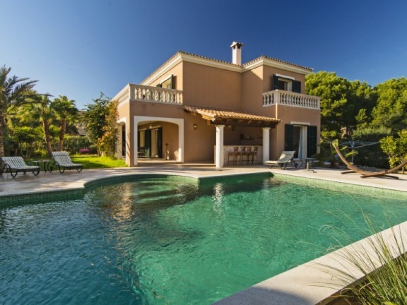 Mediterranean Family Villa In..