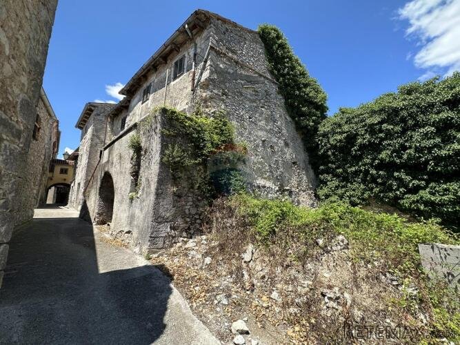 ISTRA, PIĆAN - Ruševna kuća za rekonstrukciju 111 m2 - 2