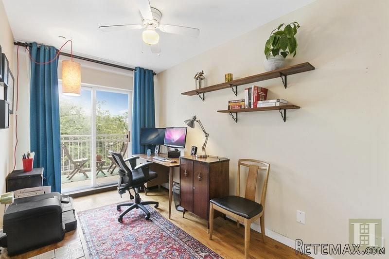 3 bedroom Apartment For Sale: 319 18TH.. - 2