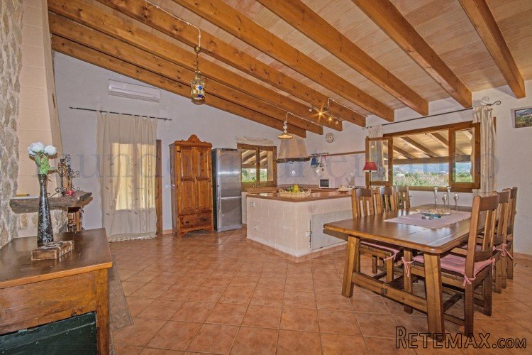 Countryhouse with land of approx. 7100m2, located in.. - 3